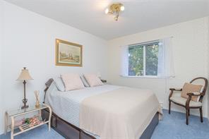 4525 Lambourn Dr — listing photo 30 of 53
