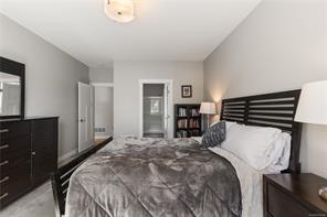 711 Salal St — listing photo 19 of 46