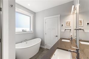 711 Salal St — listing photo 24 of 46