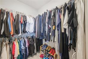 711 Salal St — listing photo 27 of 46
