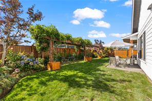 711 Salal St — listing photo 36 of 46
