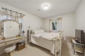 476 Qualicum Rd — listing photo 28 of 38