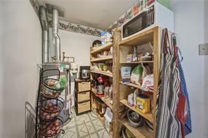 476 Qualicum Rd — listing photo 35 of 38