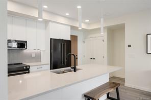 504-610 Lampson St — listing photo 20 of 38