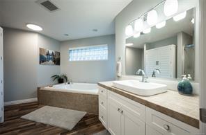 677 Windsor Pl — listing photo 33 of 67