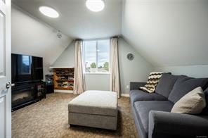 677 Windsor Pl — listing photo 43 of 67