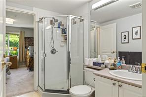 215-5650 Edgewater Lane — listing photo 40 of 69