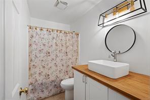 2466 Galland Rd — listing photo 17 of 38