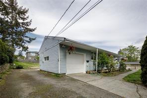 2555 Departure Bay Rd — listing photo 30 of 38