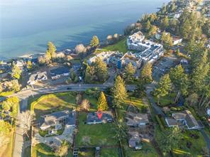 2555 Departure Bay Rd — listing photo 36 of 38