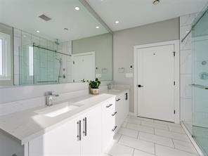 2431 Azurite Cres — listing photo 17 of 40