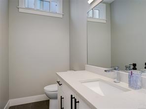 2431 Azurite Cres — listing photo 25 of 40