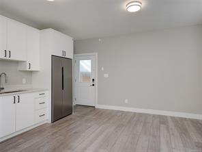 2431 Azurite Cres — listing photo 34 of 40