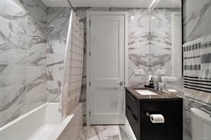 207-427 Lampson St — listing photo 21 of 32