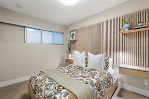 207-427 Lampson St — listing photo 23 of 32