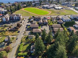 715 8th Ave — listing photo 19 of 20