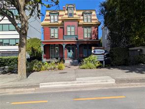 101 1124 Fort St, Victoria