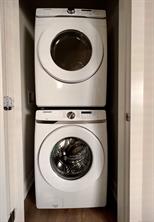 2727 Celestial Crt — listing photo 18 of 21