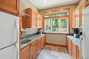 1195 Spider Lake Rd — listing photo 23 of 38