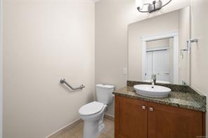 553 Heatherdale Lane — listing photo 20 of 40