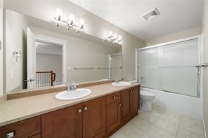 553 Heatherdale Lane — listing photo 21 of 40