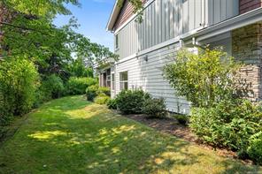 553 Heatherdale Lane — listing photo 32 of 40