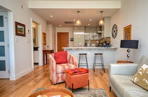 203-916 Lyall St — listing photo 25 of 26