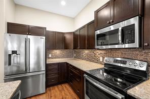 120-2205 Robert Lang Dr — listing photo 29 of 70