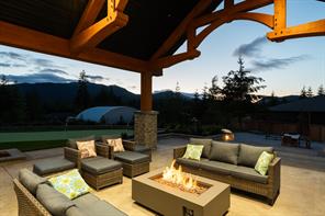2833 Woodcroft Pl — listing photo 82 of 86