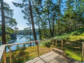 61 SPRING BAY Rd — listing photo 22 of 35