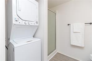 303-932 Johnson St — listing photo 13 of 29