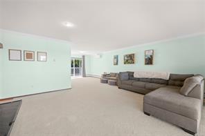 438 Davis Rd — listing photo 22 of 97