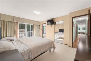 438 Davis Rd — listing photo 28 of 97