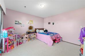 438 Davis Rd — listing photo 37 of 97