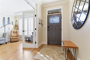 844 Mulholland Dr — listing photo 29 of 45