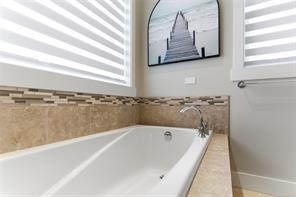 844 Mulholland Dr — listing photo 31 of 45