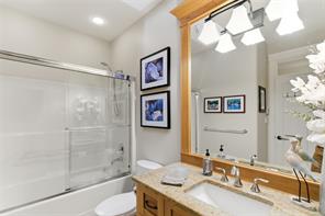 844 Mulholland Dr — listing photo 36 of 45