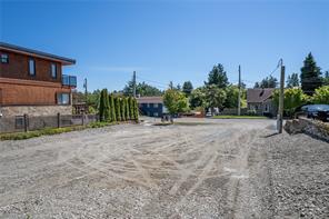 914 McNaughton Ave — listing photo 16 of 22