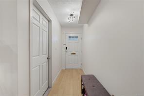 2-20 Menzies St — listing photo 27 of 45