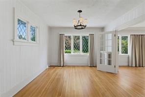 30 Beach Dr — listing photo 18 of 40