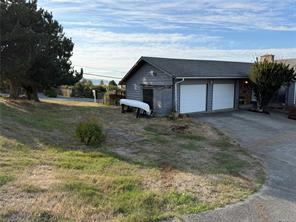 5400 Entwhistle Dr — listing photo 39 of 40