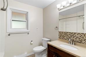 222 Ashley Pl — listing photo 36 of 56