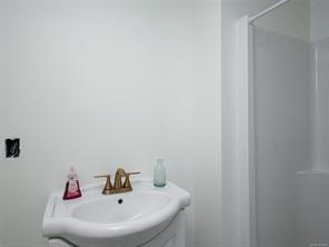 5190 Lochside Dr — listing photo 35 of 43