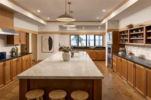 250 Holmes Rd — listing photo 15 of 63