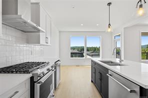 1256 Ashmore Terr — listing photo 16 of 57
