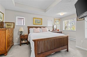 4 Newstead Cres — listing photo 19 of 47
