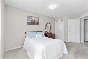 4 Newstead Cres — listing photo 24 of 47
