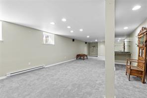 4 Newstead Cres — listing photo 29 of 47