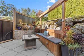 4 Newstead Cres — listing photo 37 of 47
