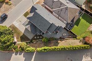 4 Newstead Cres — listing photo 40 of 47